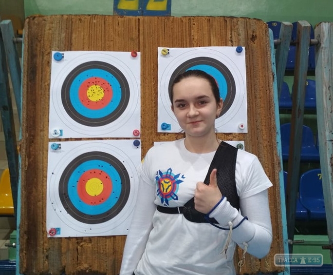 Юная спортсменка принесла Одессе первое за девять лет золото чемпионата Украины по стрельбе из лука