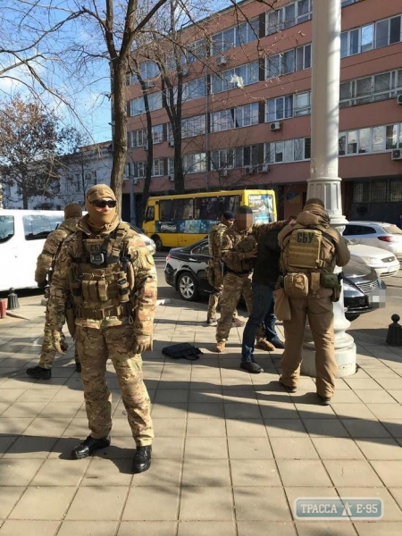 Руководитель райотдела полиции в Одессе попался на взятке