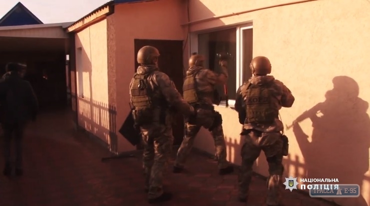 Одесская полиция задержала этническую группировку наркоторговцев (видео)