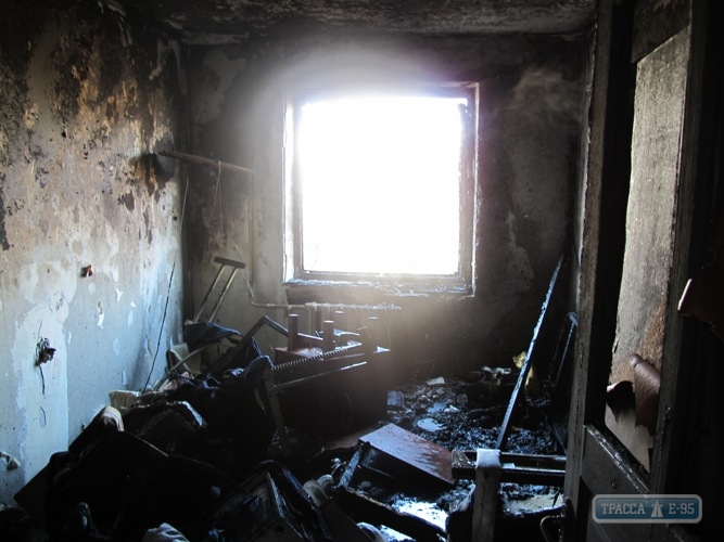 Пожар в многоэтажке на поселке Котовского унес жизнь человека