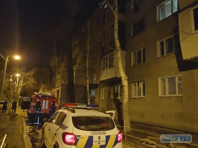 Пятиэтажный дом горел ночью в Черноморске