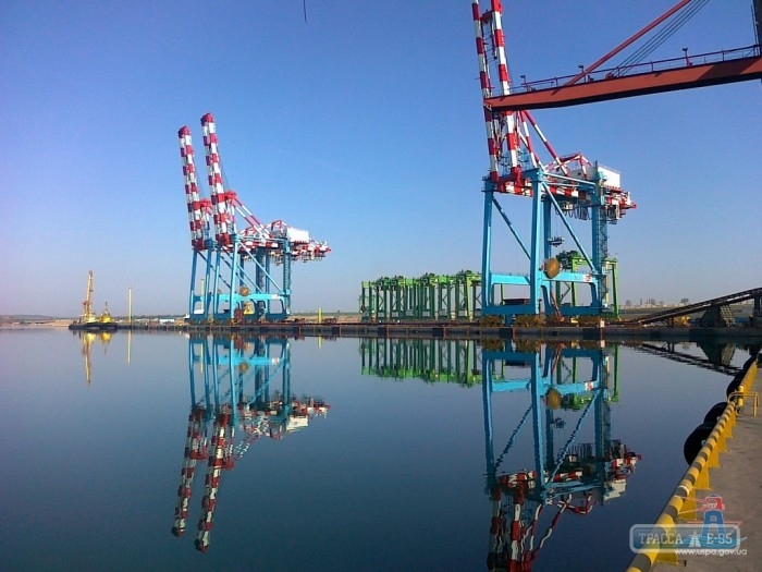 Порты Одесской области на 16% увеличили перевалку контейнеров за два месяца 2019 года