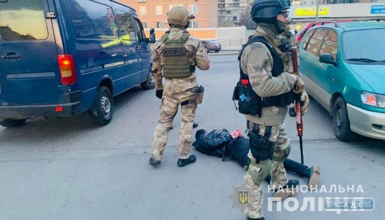 Правоохранители задержали банду вымогателей, которая орудовала в Одессе