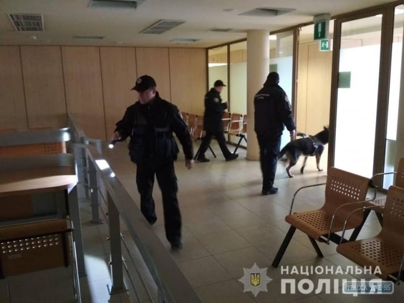 Очередное ложное минирование здания Хозяйственного суда произошло в Одессе