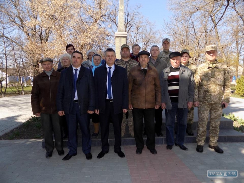 Жители Захаровки отметили 75-ю годовщину освобождения от фашистов торжественным митингом