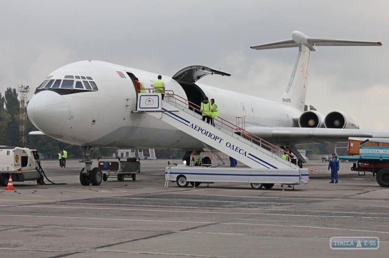 Взрывотехники проверяют сообщение о заминировании Одесского аэропорта