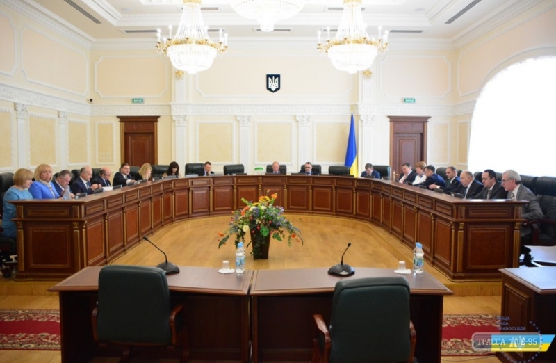 Высший совет правосудия уволил двоих судей – из Ананьева и Одессы