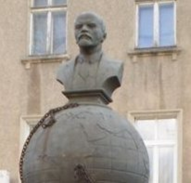 В Одессе восстановили первый в СССР памятник Ленину (фото)