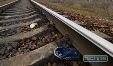 Одесский поезд сбил мужчину