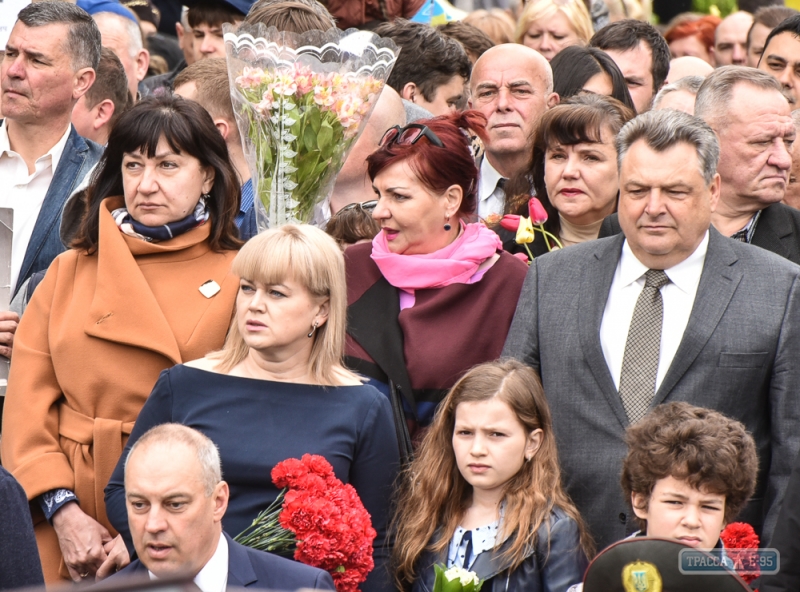 Команда Вадима Новинского вместе с тысячами одесситов отметила День Победы на Аллее Славы