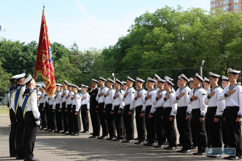 Торжественный выпуск состоялся в Военно-морском лицее в Одессе (фото)