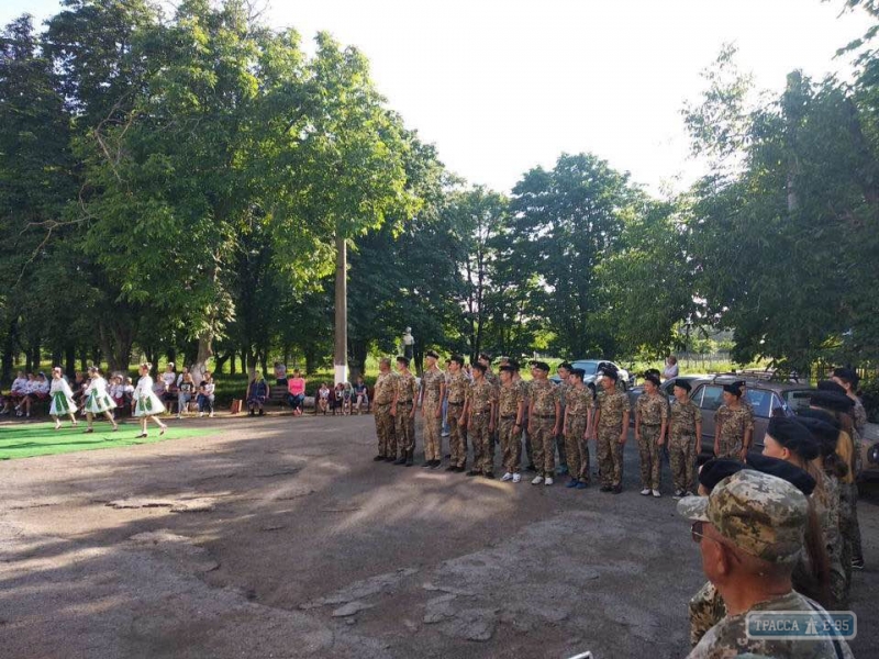 Почти сотня школьников отдохнет в военно-патриотическом лагере в Раздельнянском районе Одесщины