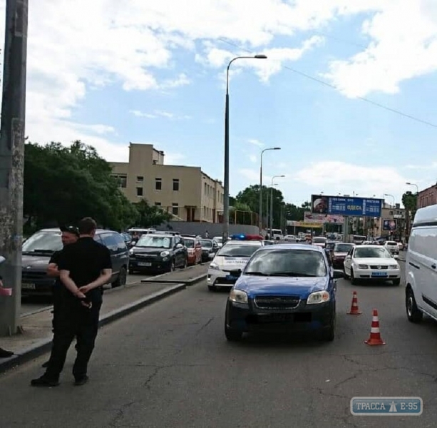 Пешеход выбежал под колеса автомобиля на Балковской в Одессе