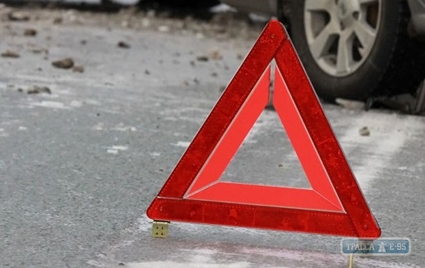 Полиция расследует обстоятельства смертельного ДТП на Люстдорфской дороге в Одессе