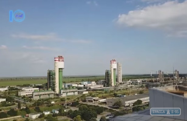 Одесский припортовый завод намерен 1 августа возобновить работу