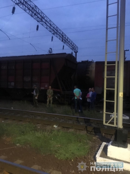 Очередной подросток погиб от удара током на железнодорожных путях в Одессе