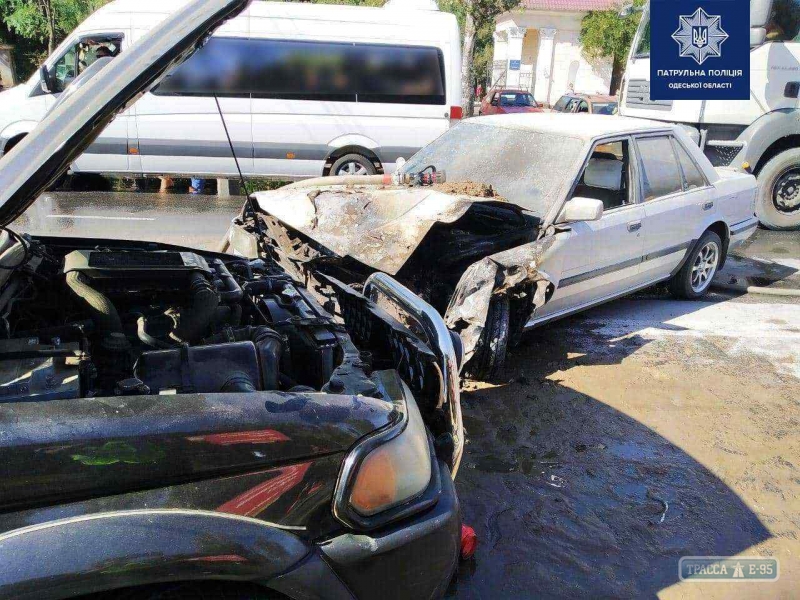 Крупное ДТП в Одессе: после удара автомобили загорелись