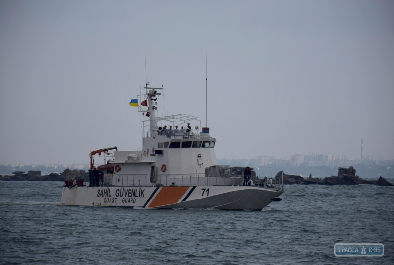 В Одесский порт впервые зашел корабль береговой охраны Турции - с неофициальным визитом