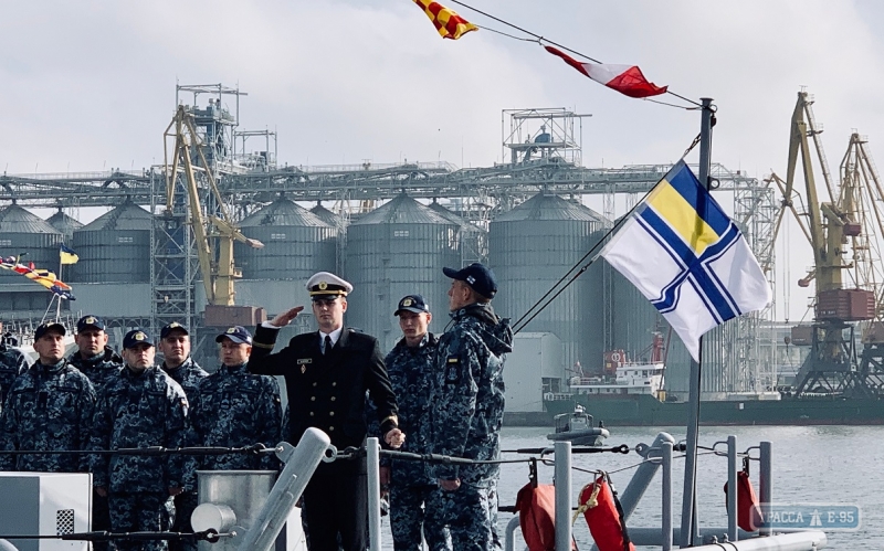 Военные США торжественно передали вооруженным силам Украины два патрульных катера 