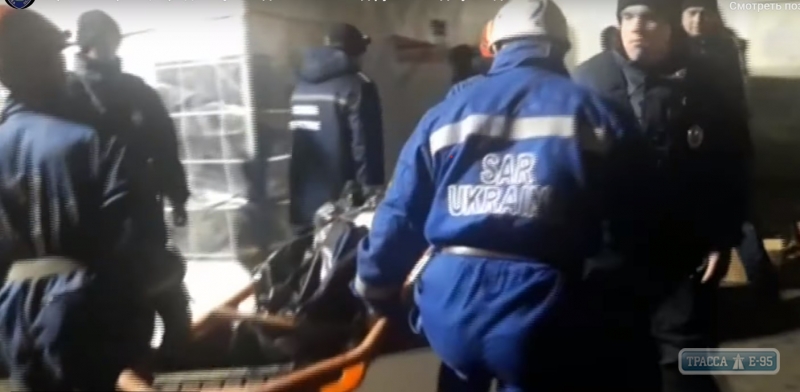 Спасатели обнаружили ещё два тела при разборе завалов в Одессе (видео)
