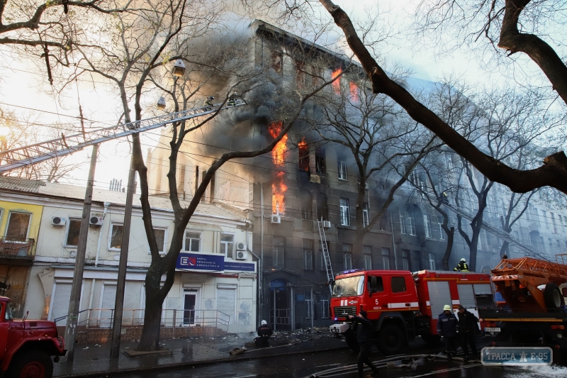 Пожар в Одессе: ученые лишились ценных коллекций и библиотеки