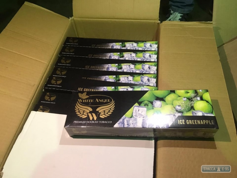 Контрабандный табак на 200 тысяч долларов конфискован в Одесской области (фото)
