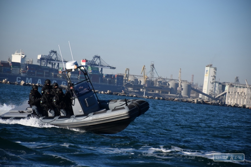 Морская охрана получила новые скоростные катера (фото)