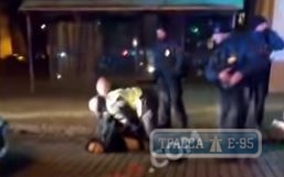 Полицейские стреляли в центре Одессы в новогоднюю ночь (видео)