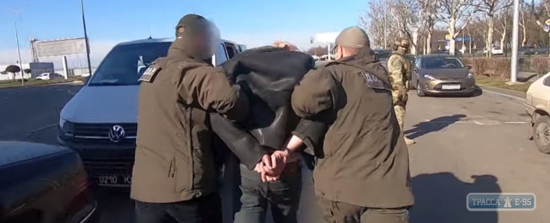 Торговцы людьми задержаны в одесском аэропорту. Видео