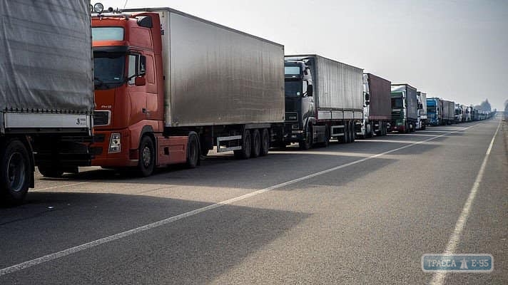 Контроль за перегруженными фурами на дорогах Одесской области станет эффективнее