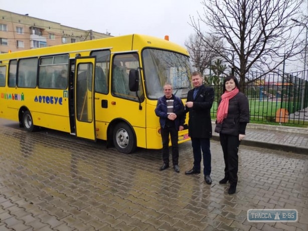 Авангардовская ОТГ строит современный детский сад и получила школьный автобус