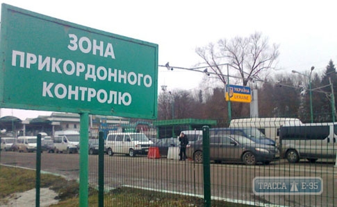 Украина из-за коронавируса закрывает границу для всех иностранных граждан