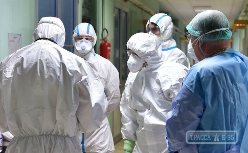 Третий человек умер в Украине от коронавируса. (Обновлено)