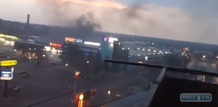 Пожар произошел в крупнейшем торговом центре Одессы