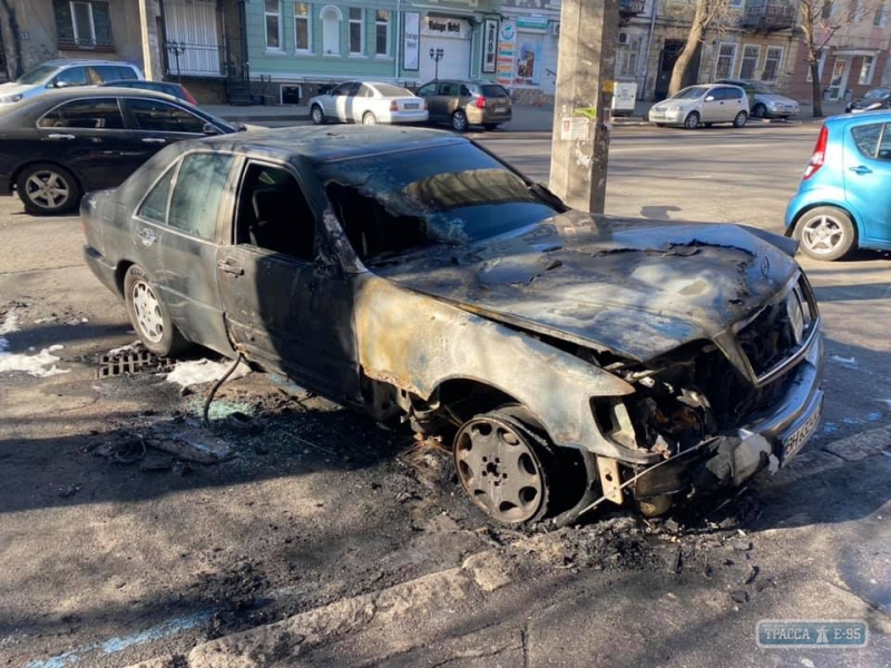 Автомобиль активиста сгорел ночью в Одессе