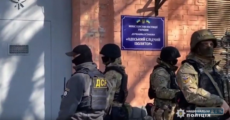 Главарь разбойной банды на сумел выйти из-под стражи в Одессе