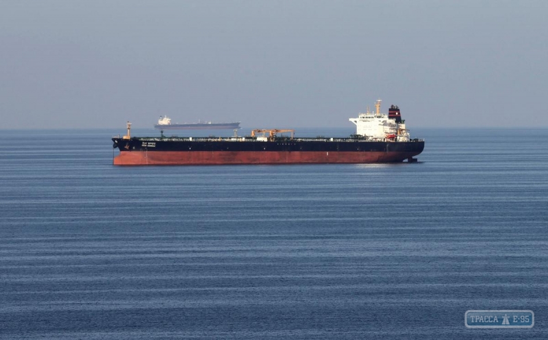 Четвертый танкер с нефтью для Беларуси пришел в порт «Пивденный»