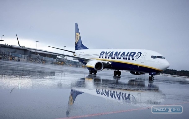 Ryanair готовится летом возобновить полеты по демпинговым ценам