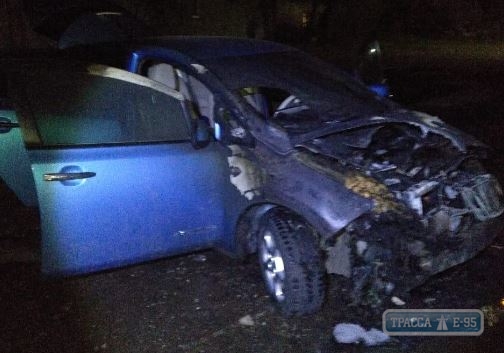 Злоумышленники подожгли автомобиль мэра райцентра Одесской области 