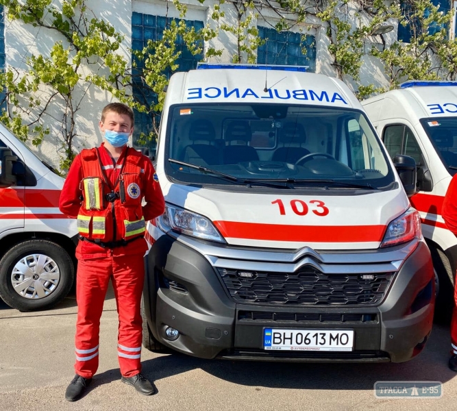 24 автомобиля скорой помощи поступили в больницы Одесской области