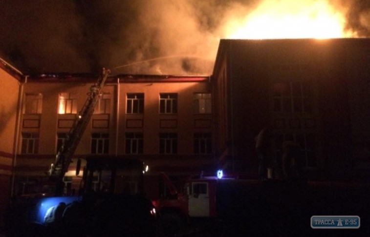 Школу в Балте, в которую попала молния, не могут отремонтировать уже два года