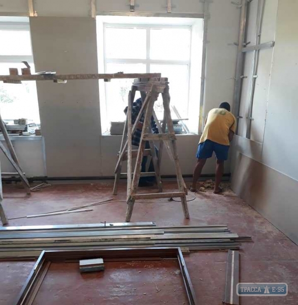 Власти Одесской области проводят ремонт отопления школы