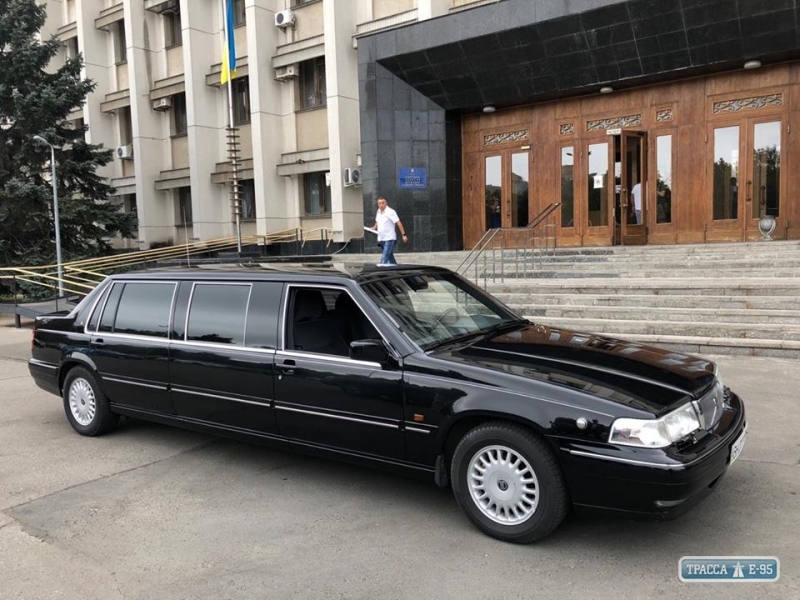 Одесский облсовет продал лимузин, на котором возили Кучму. Фото