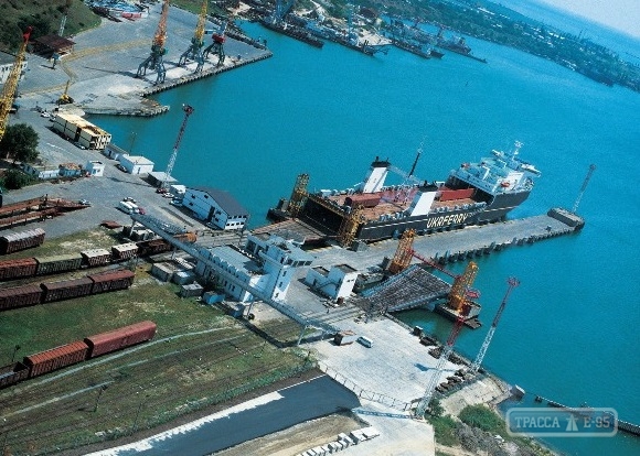 Правительство готовит передачу в концессию паромного комплекса в порту Черноморск 