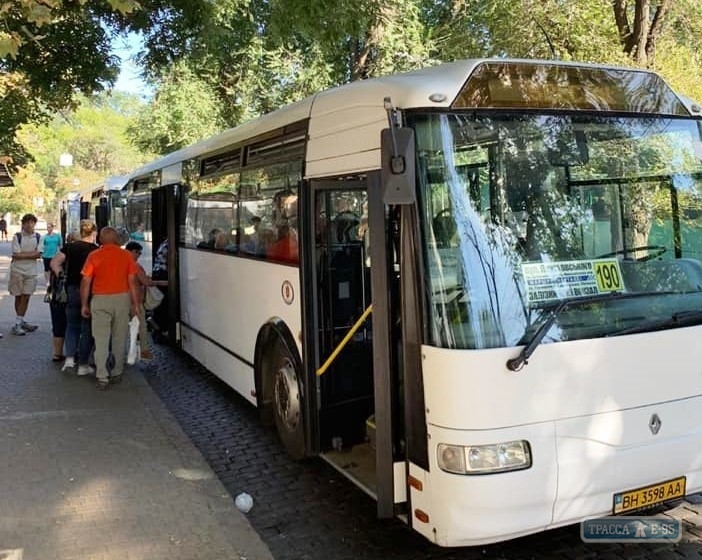 Автобусы большой вместимости начали курсировать на маршруте №190 в Одессе