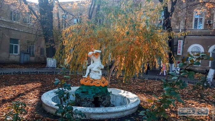 Одесса отреставрирует старинный фонтанчик за миллион
