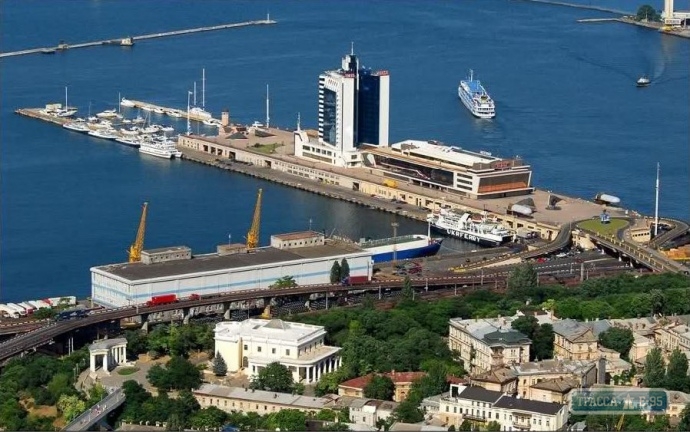 Правительство готовит 4 порта Одесской области к концессии и 2 - к приватизации