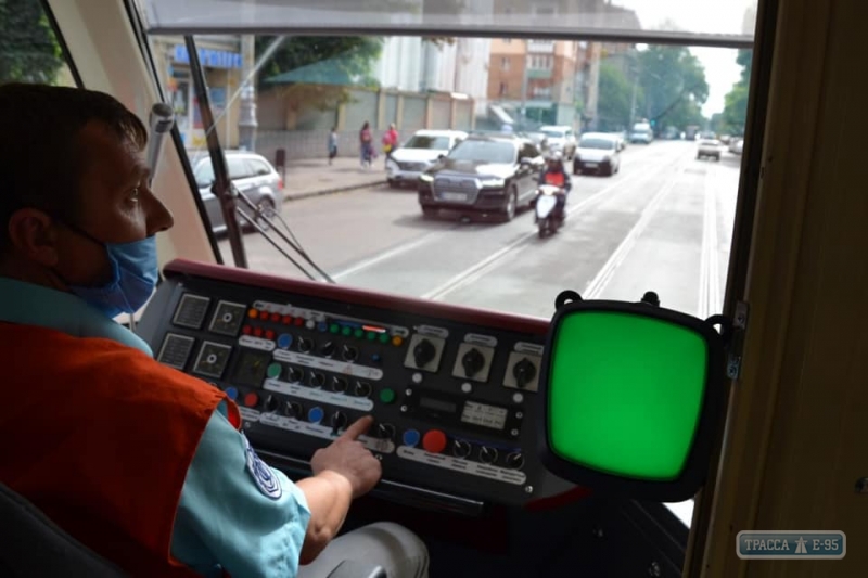 Власти Одессы обещают ввести безналичную оплату проезда в транспорте