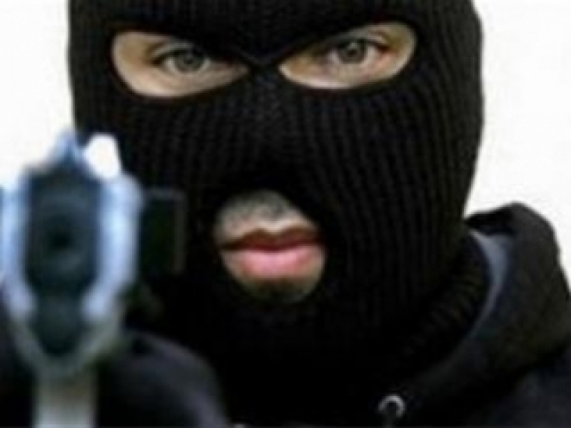 Неизвестные в масках ворвались в дом предпринимателя на севере Одесской области и украли 200 тыс грн