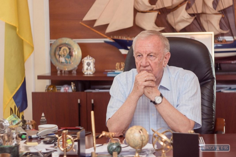 Валерий Хмельнюк сделал прощальное обращение в должности мэра к жителям Черноморска